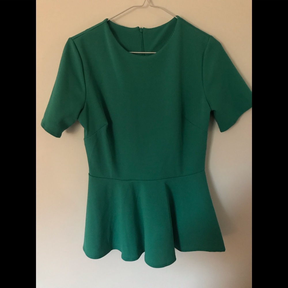 Kelly Green Top-never worn